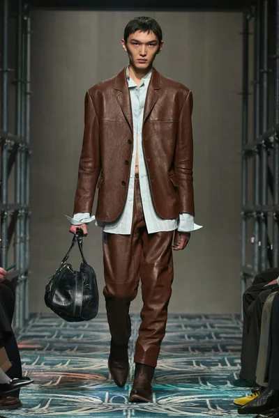Look 42